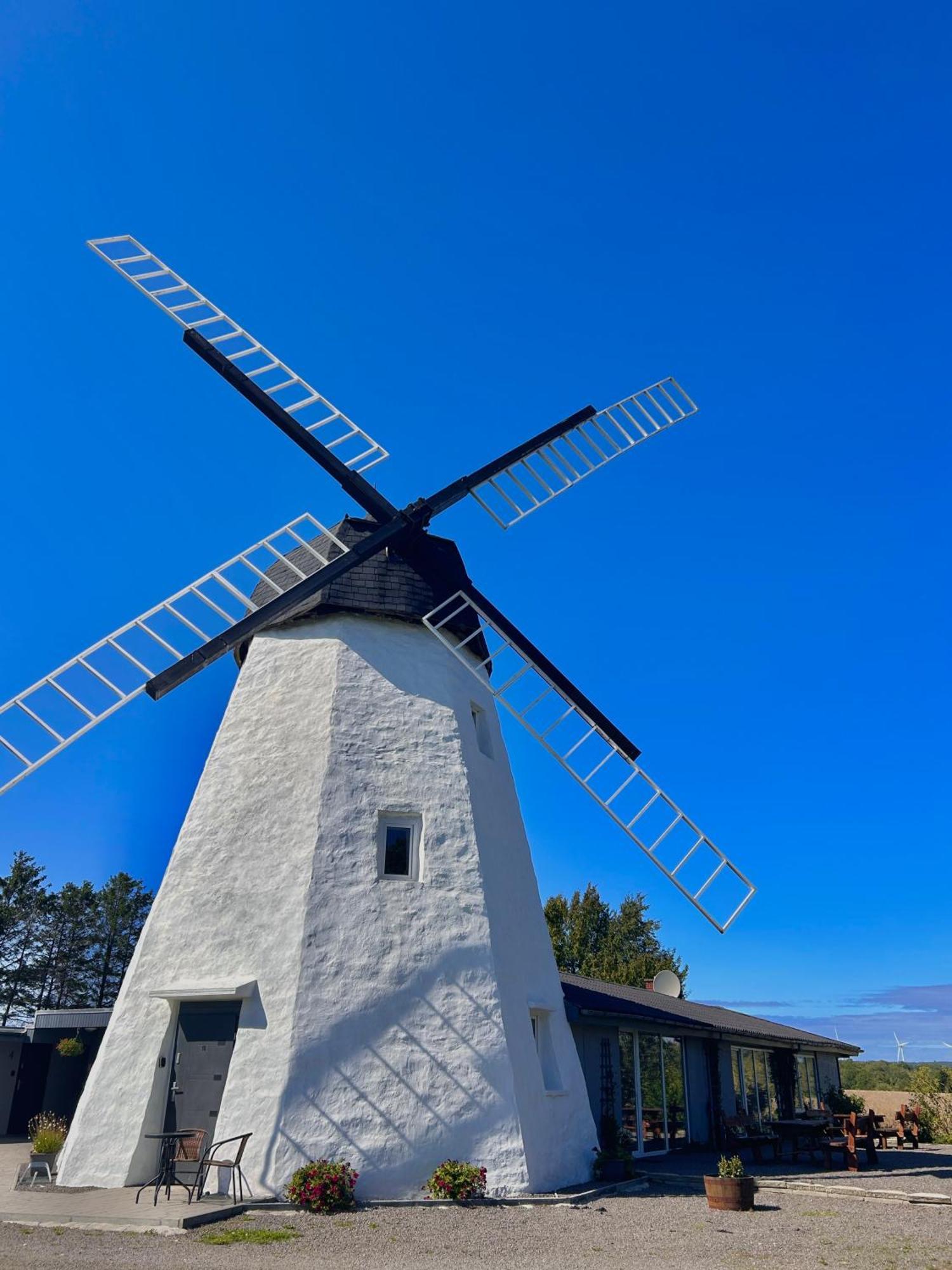 Apartamenty Molle Åkirkeby Exteriör bild
