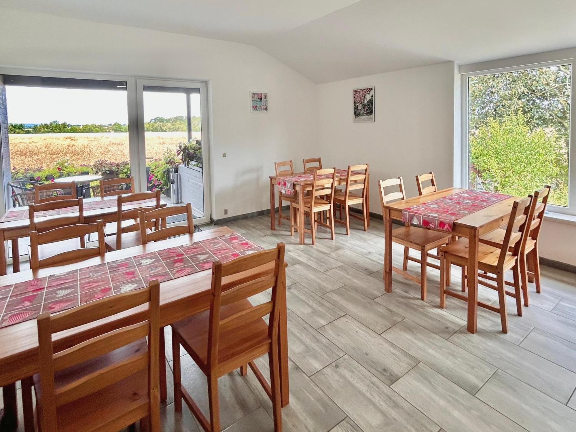 Apartamenty Molle Åkirkeby Exteriör bild