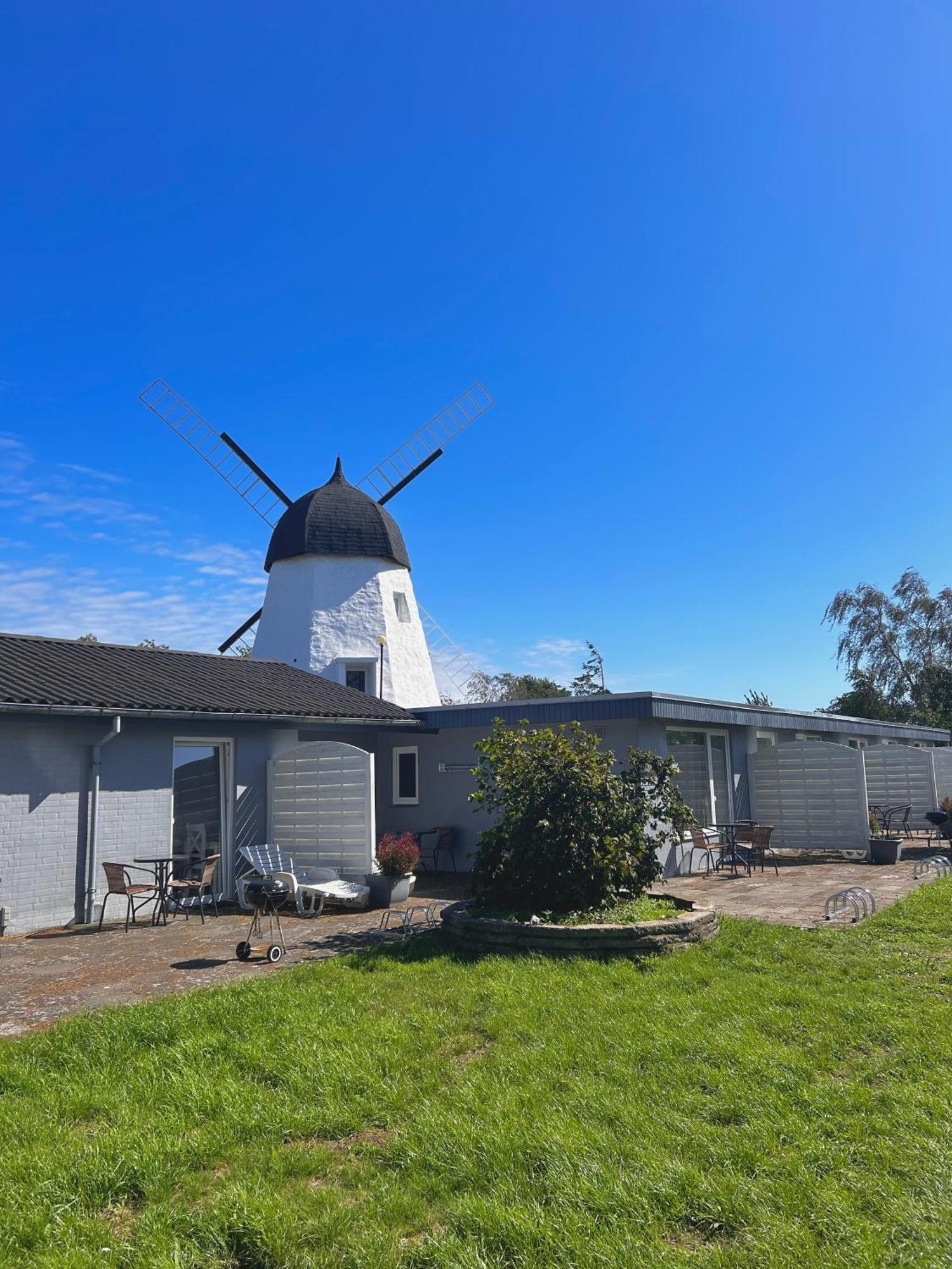 Apartamenty Molle Åkirkeby Exteriör bild