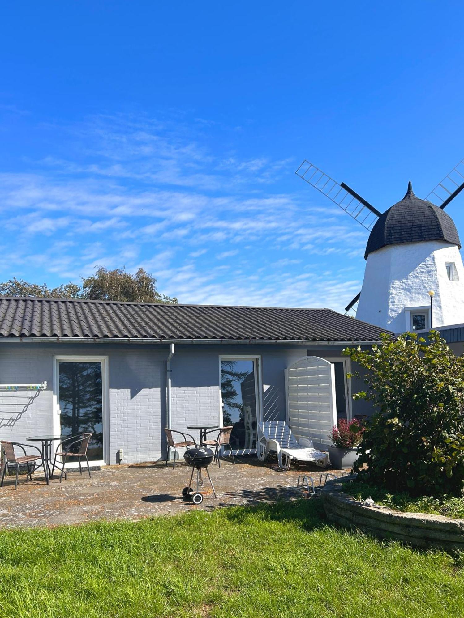 Apartamenty Molle Åkirkeby Exteriör bild
