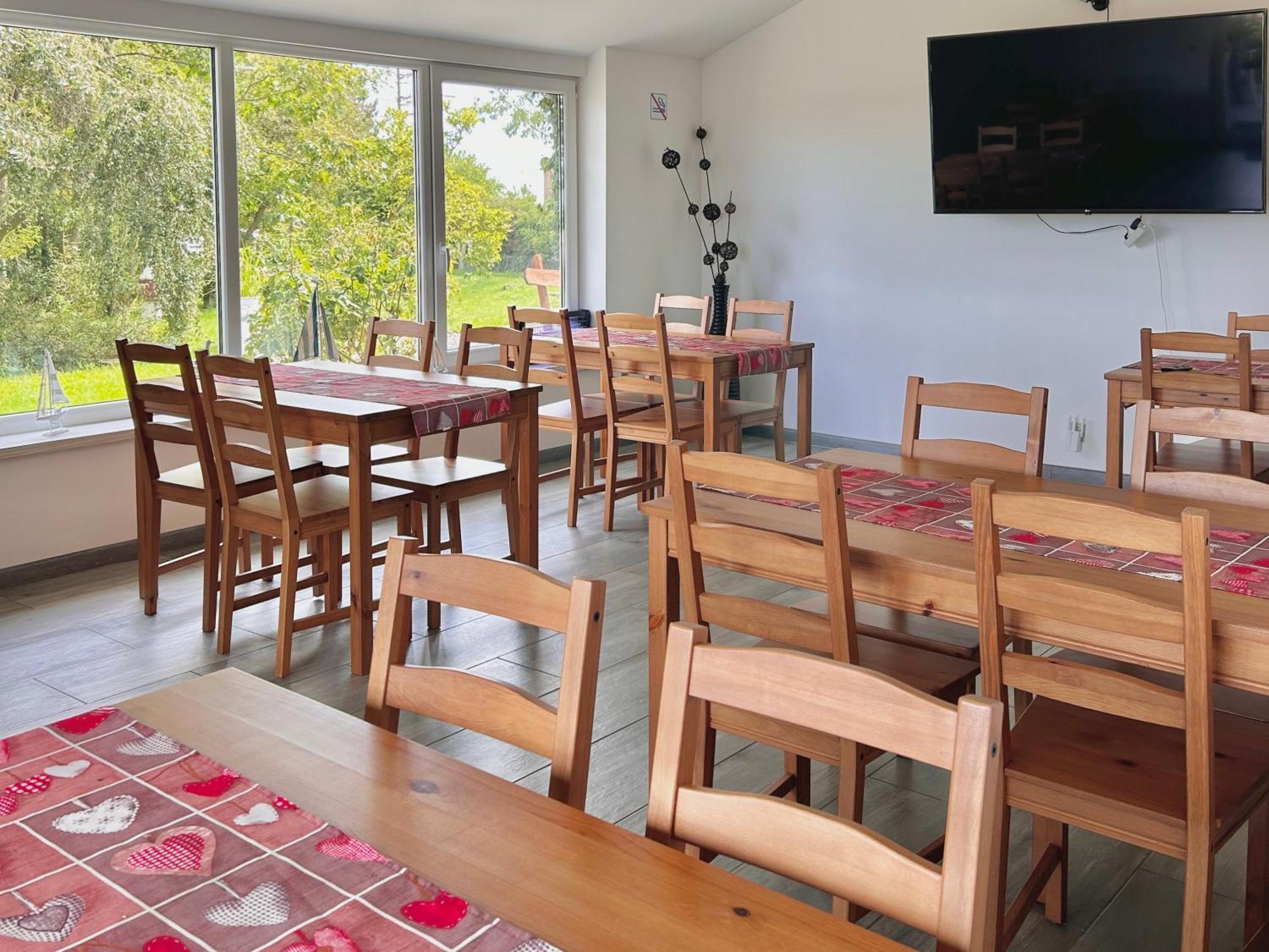 Apartamenty Molle Åkirkeby Exteriör bild