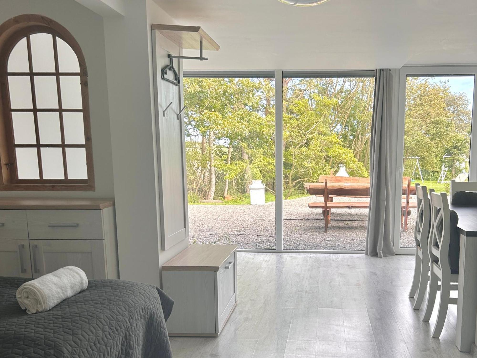 Apartamenty Molle Åkirkeby Exteriör bild