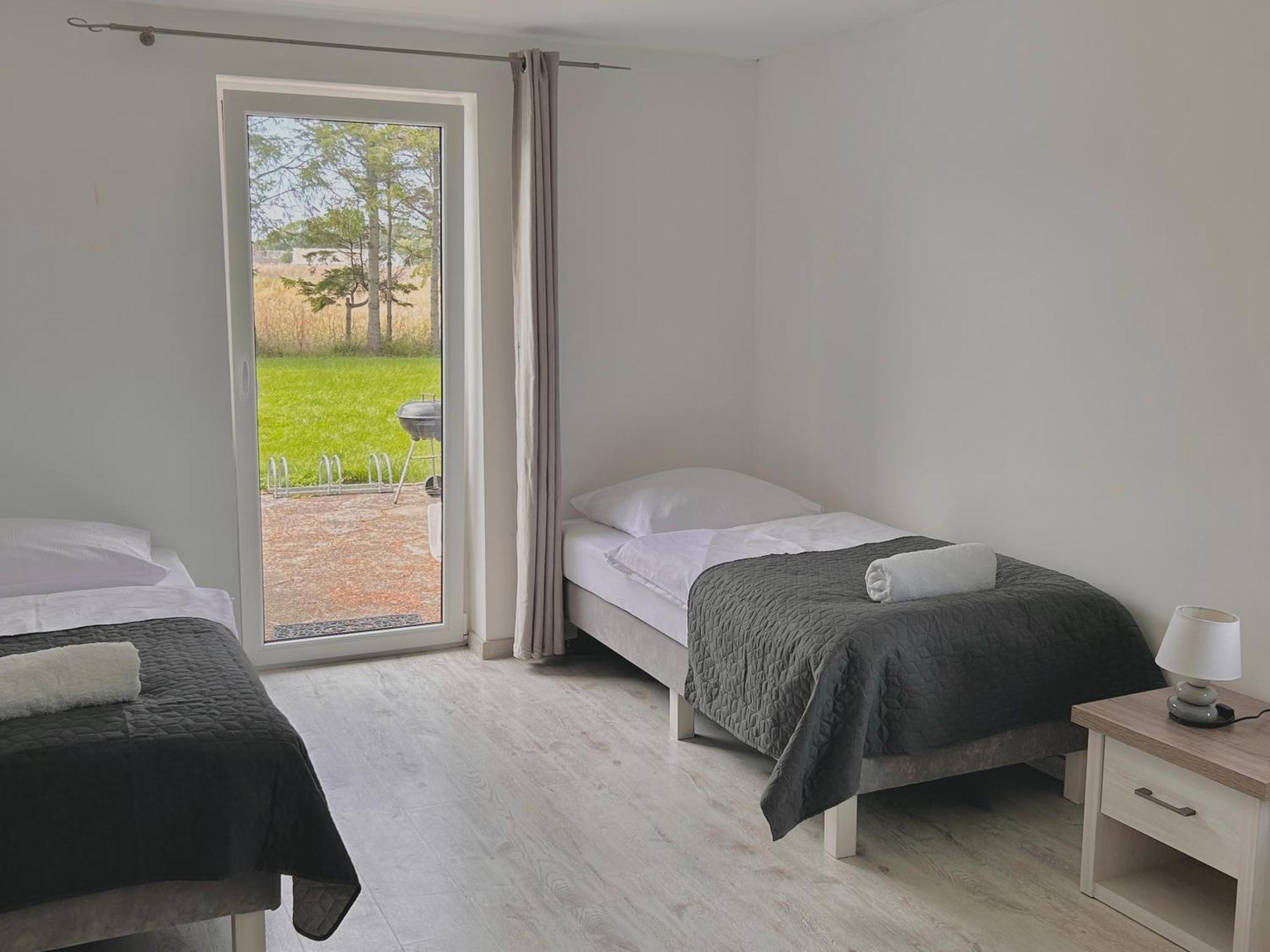 Apartamenty Molle Åkirkeby Exteriör bild