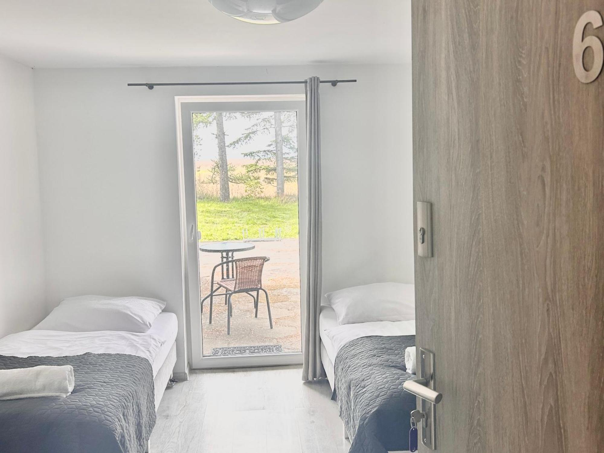 Apartamenty Molle Åkirkeby Exteriör bild
