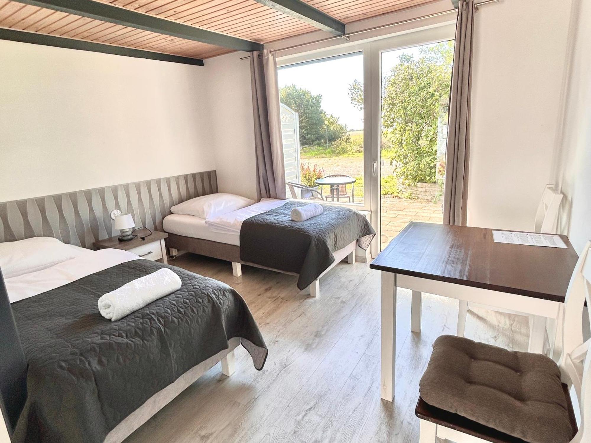 Apartamenty Molle Åkirkeby Exteriör bild